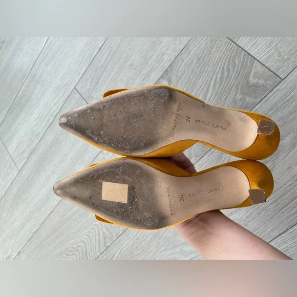 Manolo Blahnik Maysale 70 - Picture 7 of 7